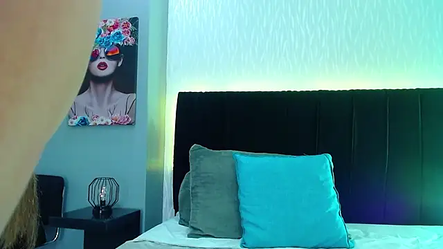 TaylorEvanss online show from February 26, 2025, 3:21 pm