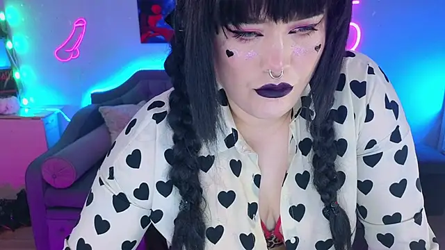 Snapshot of wickedxqueen chatting on December 9, 2024, 9:58 pm wickedxqueen online show from December 9, 2024, 9:58 pm