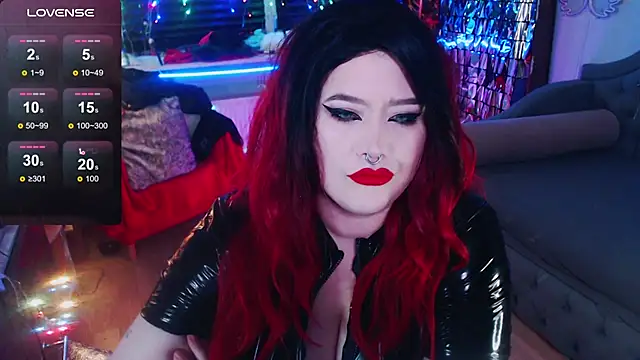 Snapshot of wickedxqueen chatting on January 17, 2025, 5:21 am wickedxqueen online show from January 17, 2025, 5:21 am