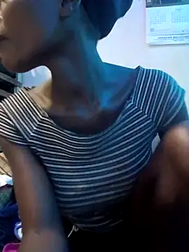 Snapshot of Slender-simple1 chatting on September 25, 2025, 3:51 pm Slender-simple1 online show from September 25, 2025, 3:51 pm