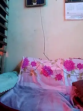 Snapshot of Slender-simple1 chatting on September 24, 2025, 11:50 am Slender-simple1 online show from September 24, 2025, 11:50 am