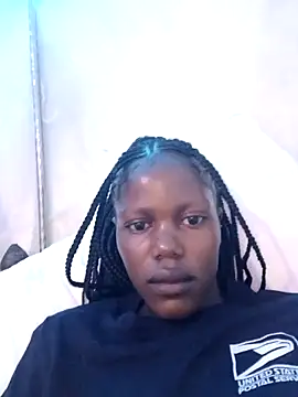 Snapshot of Slender-simple1 chatting on September 14, 2025, 2:06 pm Slender-simple1 online show from September 14, 2025, 2:06 pm