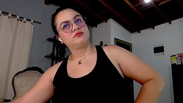 Snapshot of maela1 chatting on September 22, 2025, 11:33 pm maela1 online show from September 22, 2025, 11:33 pm