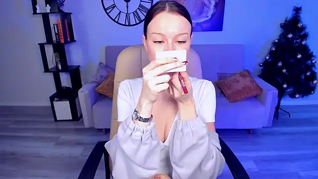 KaitieLove online show from January 5, 2025, 8:52 pm