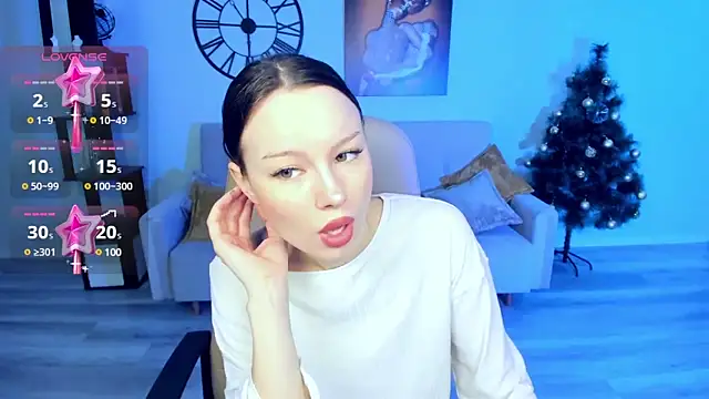 KaitieLove online show from December 29, 2024, 5:22 pm