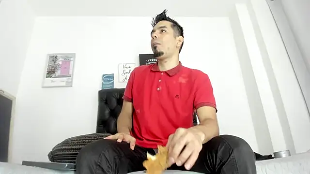 JohanyLatino online show from March 9, 2025, 4:00 pm