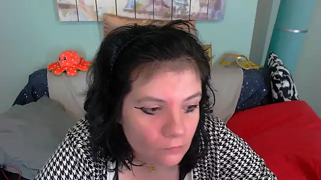 EverlyRays online show from November 1, 2025, 4:30 am