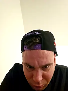 Snapshot of ACABFTP chatting on September 28, 2025, 6:15 pm ACABFTP online show from September 28, 2025, 6:15 pm