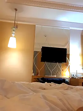 Snapshot of Klyster17 chatting on October 27, 2025, 6:53 pm Klyster17 online show from October 27, 2025, 6:53 pm