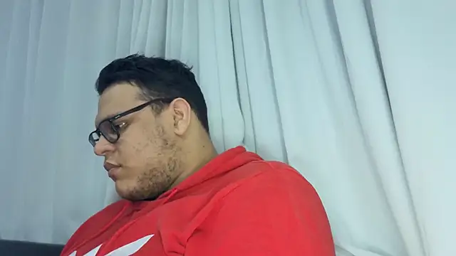 Snapshot of batman2433 chatting on October 30, 2025, 6:49 pm batman2433 online show from October 30, 2025, 6:49 pm