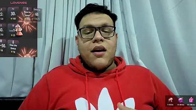 Snapshot of batman2433 chatting on October 29, 2025, 12:53 am batman2433 online show from October 29, 2025, 12:53 am