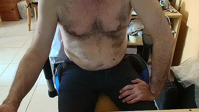 angelgarcia269 online show from February 14, 2026, 12:49 pm