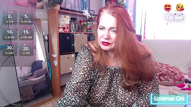 Snapshot of your_space chatting on February 4, 2025, 6:57 am your space online show from February 4, 2025, 6:57 am