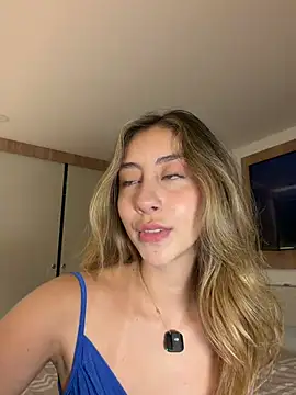 lua ferch   online show from May 18, 2026, 10:58 pm