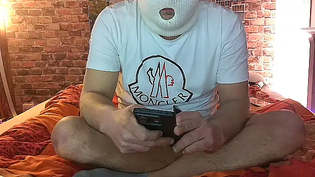 MarcTaya online show from December 19, 2025, 10:01 pm