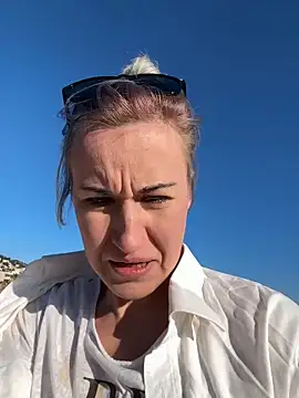 Dina-Light online show from December 30, 2024, 2:08 pm