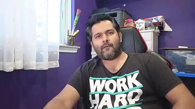 Sakhtlaundaz online show from January 4, 2025, 9:52 pm