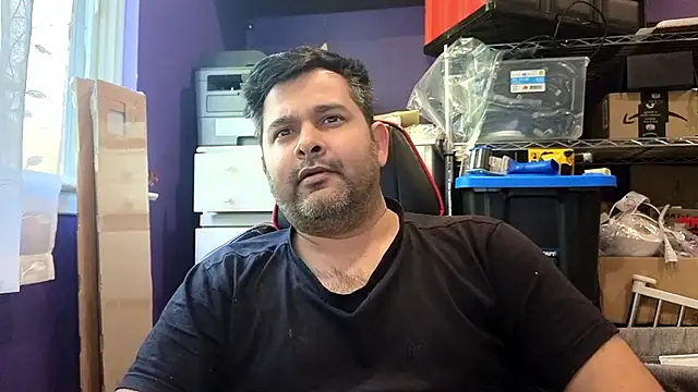 Sakhtlaundaz online show from May 16, 2026, 9:03 pm