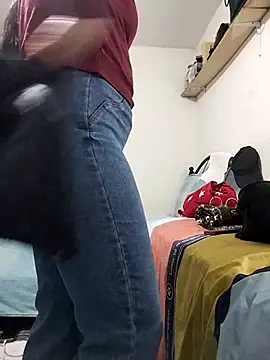 lolo890 online show from March 1, 2026, 7:47 pm