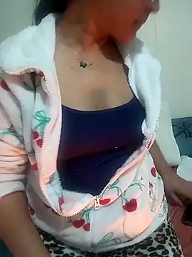 lolo890 online show from February 16, 2026, 7:23 pm