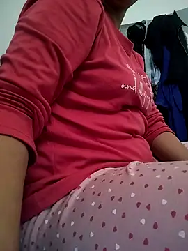 lolo890 online show from April 7, 2026, 3:03 pm