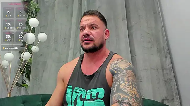 musclemonster31 online show from February 23, 2025, 8:28 am