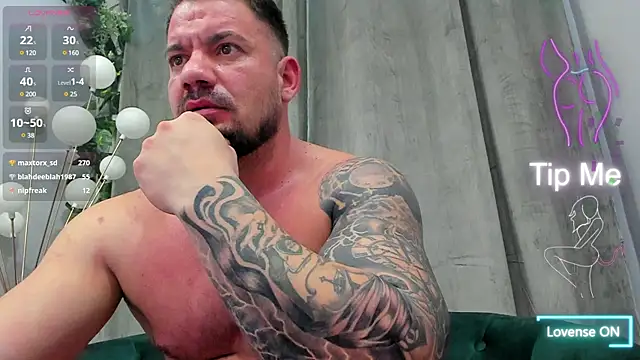 musclemonster31 online show from March 8, 2025, 9:17 am