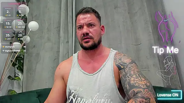musclemonster31 online show from March 11, 2025, 4:19 am