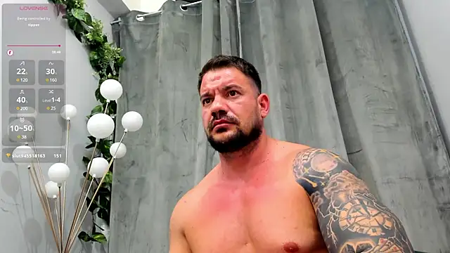 musclemonster31 online show from February 15, 2025, 4:36 am