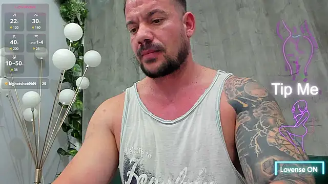 musclemonster31 online show from March 11, 2025, 1:16 am