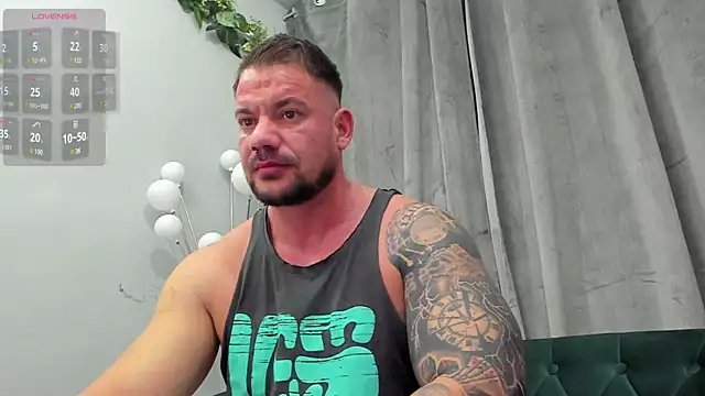 musclemonster31 online show from February 21, 2025, 5:46 am