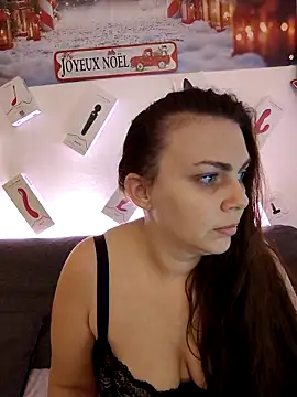 LEAsquirt91 online show from December 18, 2025, 5:28 pm