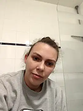 LEAsquirt91 online show from January 25, 2025, 6:46 pm