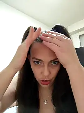 LEAsquirt91 online show from February 1, 2025, 11:37 pm