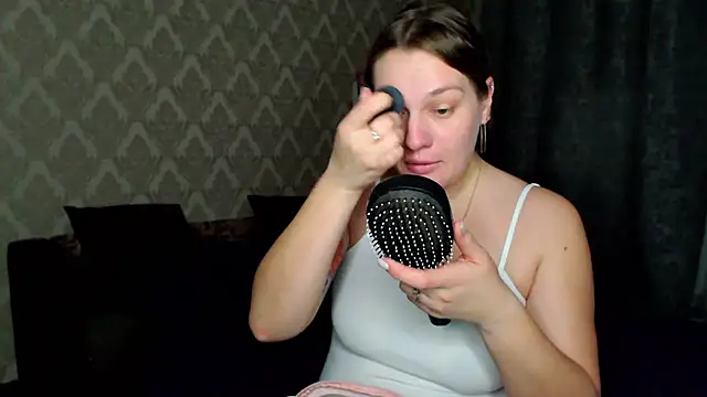 Snapshot of EndlessLustX chatting on January 15, 2025, 12:51 am EndlessLustX online show from January 15, 2025, 12:51 am