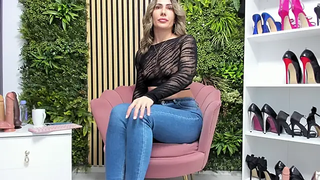 sweetcherry30 online show from February 12, 2026, 7:08 am