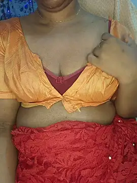 Snapshot of Malluivaniya chatting on July 22, 2026, 6:26 am Malluivaniya online show from July 22, 2026, 6:26 am