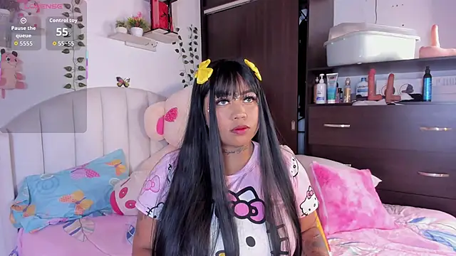 Emily restrepo online show from April 3, 2026, 5:47 am