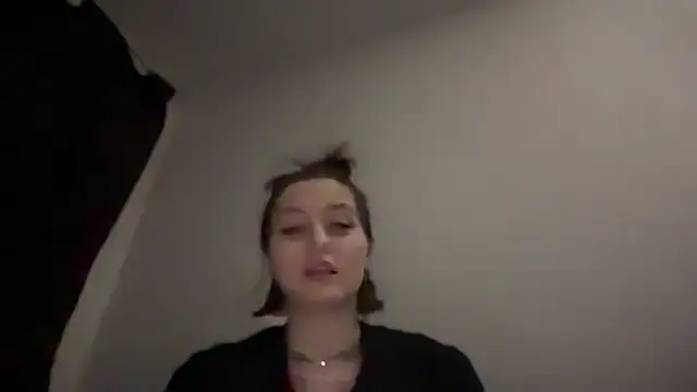 Snapshot of Isabel-Bailey chatting on January 25, 2025, 12:59 am Isabel-Bailey online show from January 25, 2025, 12:59 am