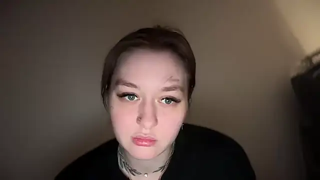 Snapshot of Isabel-Bailey chatting on February 7, 2025, 10:41 pm Isabel-Bailey online show from February 7, 2025, 10:41 pm