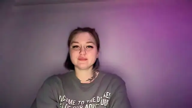 Isabel-Bailey online show from November 18, 2025, 9:07 pm