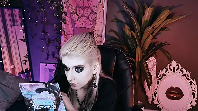 Snapshot of Noah_ElmerX chatting on May 15, 2026, 5:11 pm Noah ElmerX online show from May 15, 2026, 5:11 pm