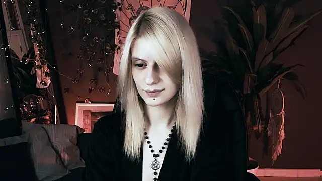 Noah ElmerX online show from November 10, 2025, 10:26 pm