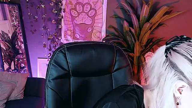 Noah ElmerX online show from April 5, 2026, 2:02 pm