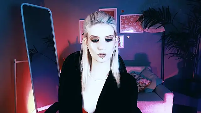 Snapshot of Noah_ElmerX chatting on October 12, 2025, 11:33 am Noah ElmerX online show from October 12, 2025, 11:33 am