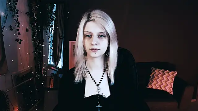 Snapshot of Noah_ElmerX chatting on October 3, 2025, 2:40 pm Noah ElmerX online show from October 3, 2025, 2:40 pm