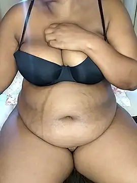 Snapshot of makaviwe chatting on February 10, 2025, 6:09 am makaviwe online show from February 10, 2025, 6:09 am