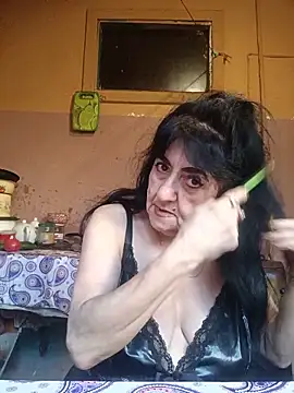 Lovely Lori online show from June 3, 2026, 4:02 am