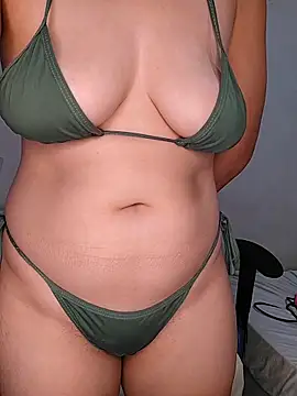 Rafaelayamazaki online show from March 29, 2026, 9:33 am