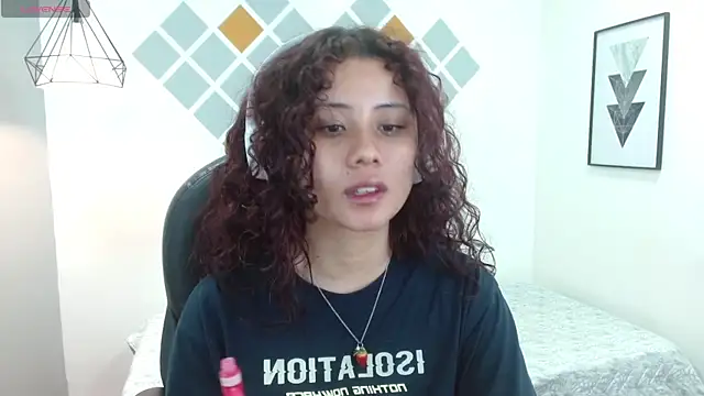 mayamoira1 online show from February 5, 2025, 7:31 pm